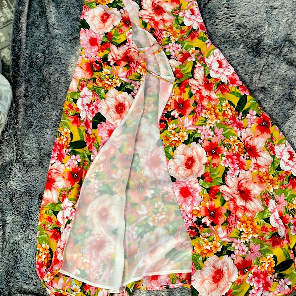 Summer Ready Sleeveless Calf-length wrap around dress. Never worn NWT! - Picture 6 of 7